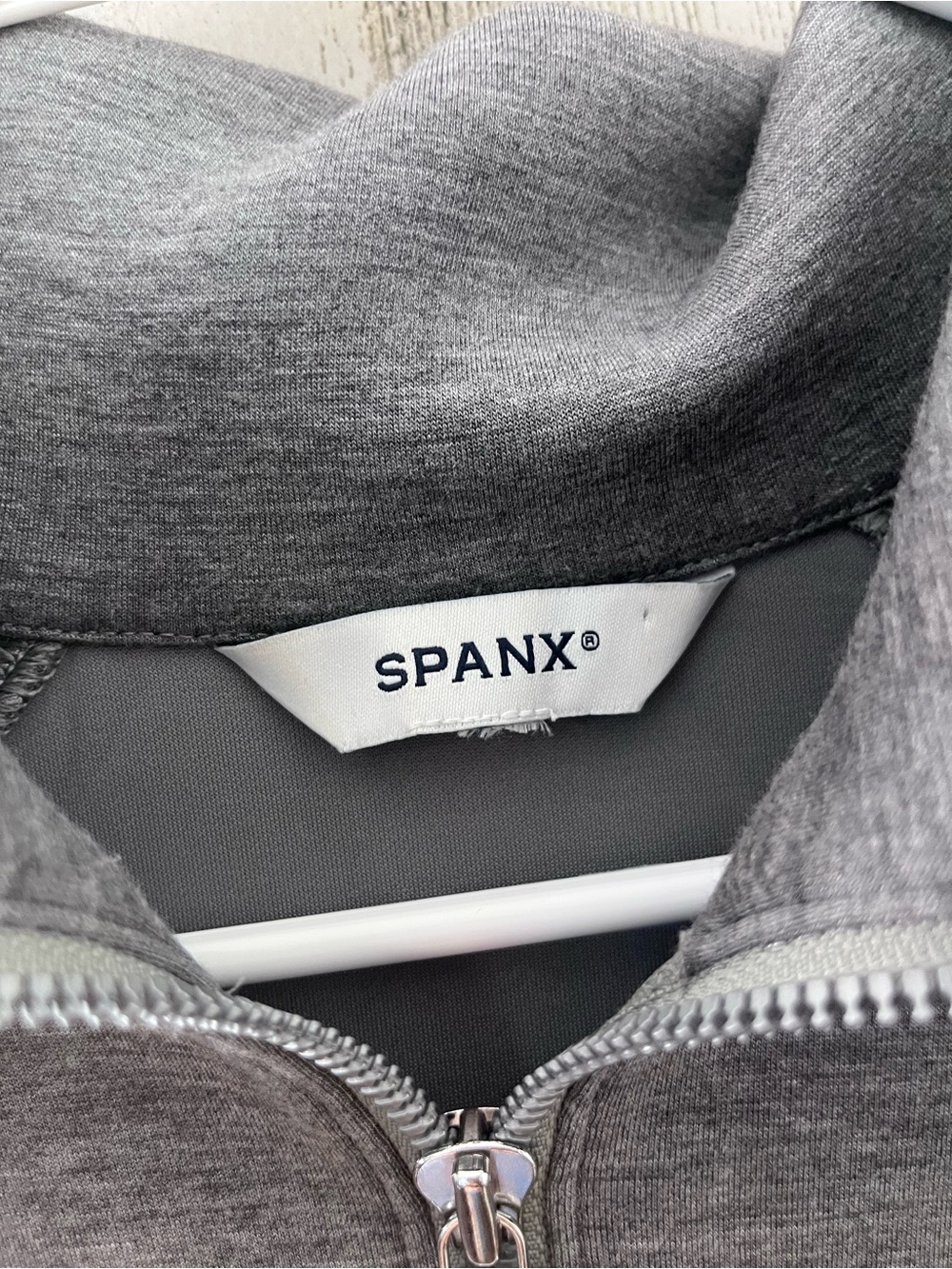 SPANX Light Gray  AirEssentials Half Zip Sweatshirt Large - Picture 2 of 13